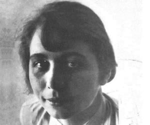 Gunta Stölzl Gunta Stölzl