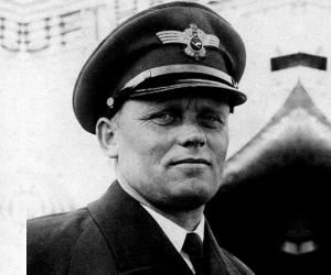 Hans Baur Hans Baur