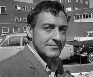 Harry H. Corbett