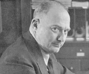 Helmuth Plessner Helmuth Plessner