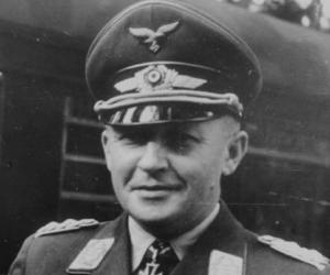 Hermann-Bernhard Ramcke Hermann-Bernhard Ramcke