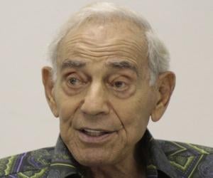 Herschell Gordon Lewis Herschell Gordon Lewis