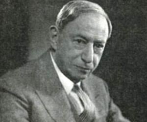 Hugo Gernsback Hugo Gernsback