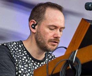 Iain Cook Iain Cook