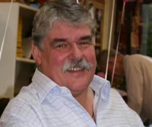 Iain Hewitson Iain Hewitson