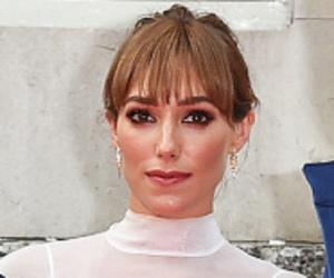 Jacqui Ainsley Jacqui Ainsley