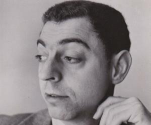 James Galanos James Galanos