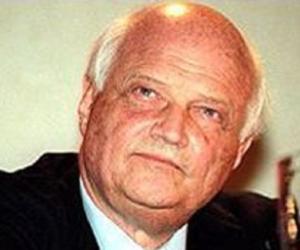 James Goldsmith James Goldsmith