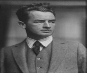 James Montgomery Flagg James Montgomery Flagg
