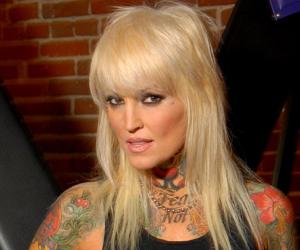 Janine Lindemulder Janine Lindemulder