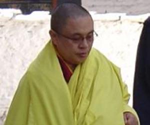 Je Khenpo Je Khenpo
