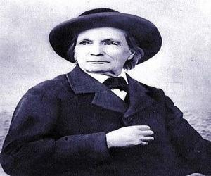 Jean-Henri Fabre Jean-Henri Fabre