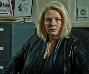 Joanna Scanlan Joanna Scanlan