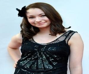 Jodelle Ferland Jodelle Ferland