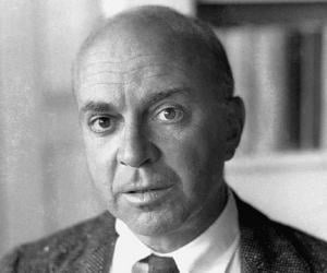 John Dos Passos John Dos Passos