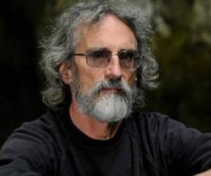 John Howe John Howe