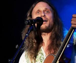 Jon Davison Jon Davison
