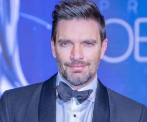 Julián Gil Julián Gil