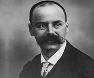 Karl Schwarzschild