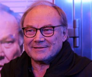 Klaus Maria Brandauer Klaus Maria Brandauer