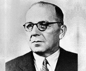 Şükrü Saracoğlu Şükrü Saracoğlu