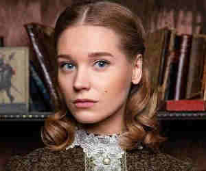 Kristina Asmus Kristina Asmus