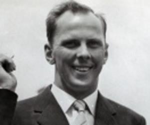 Lars Hall Lars Hall