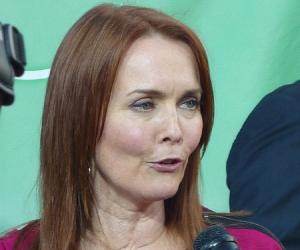 Laura Innes Laura Innes