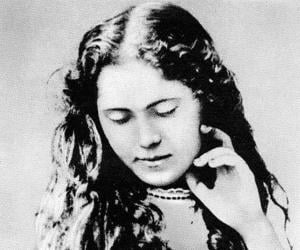 Laura Marx Laura Marx