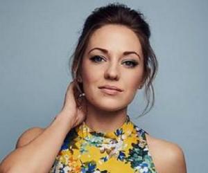 Laura Osnes Laura Osnes