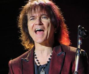 Lawrence Gowan Lawrence Gowan