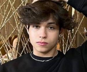 Leo Alves Leo Alves