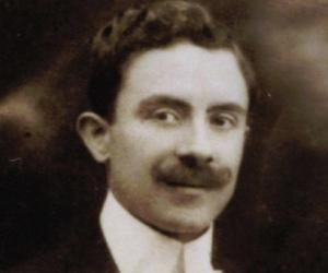 Leonidas Kestekides Leonidas Kestekides