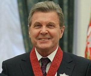 Lev Leshchenko Lev Leshchenko