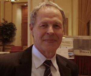 Linden MacIntyre Linden MacIntyre