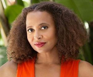 Lisa Nicole Carson Lisa Nicole Carson