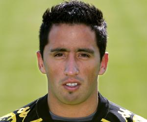 Lucas Barrios Lucas Barrios