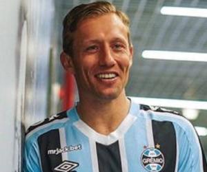 Lucas Leiva Lucas Leiva