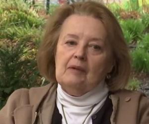 Magdaléna Vášáryová Magdaléna Vášáryová