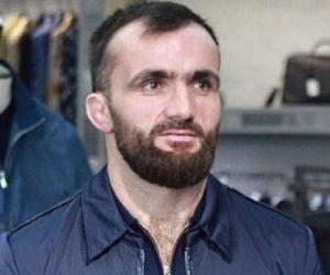 Magomedrasul Khasbulaev Magomedrasul Khasbulaev