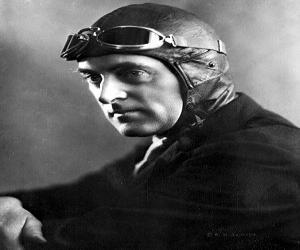 Malcolm Campbell Malcolm Campbell