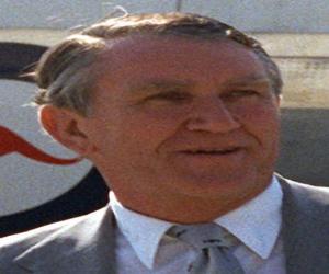 Malcolm Fraser Malcolm Fraser