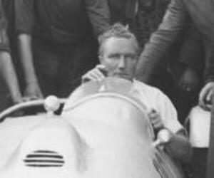 Manfred von Brauchitsch Manfred von Brauchitsch