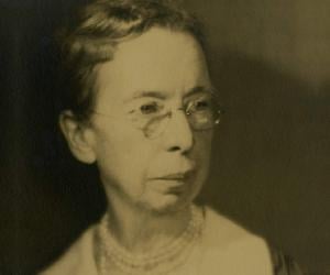 Mary J Rathbun Mary J Rathbun