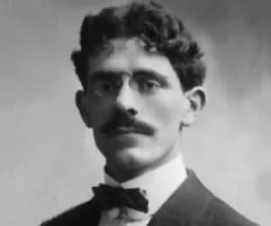 Maurice René Fréchet Maurice René Fréchet