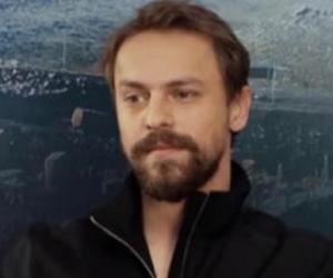 Metin Akdülger Metin Akdülger