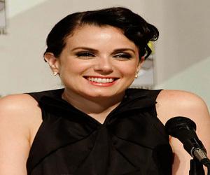 Mia Kirshner Mia Kirshner