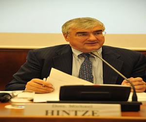 Michael Hintze Michael Hintze