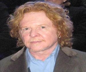 Mick Hucknall Mick Hucknall