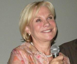 Monique van de Ven Monique van de Ven